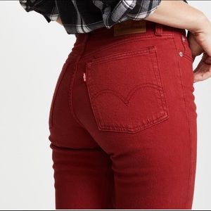 Levi’s Wedgie Fit Jeans